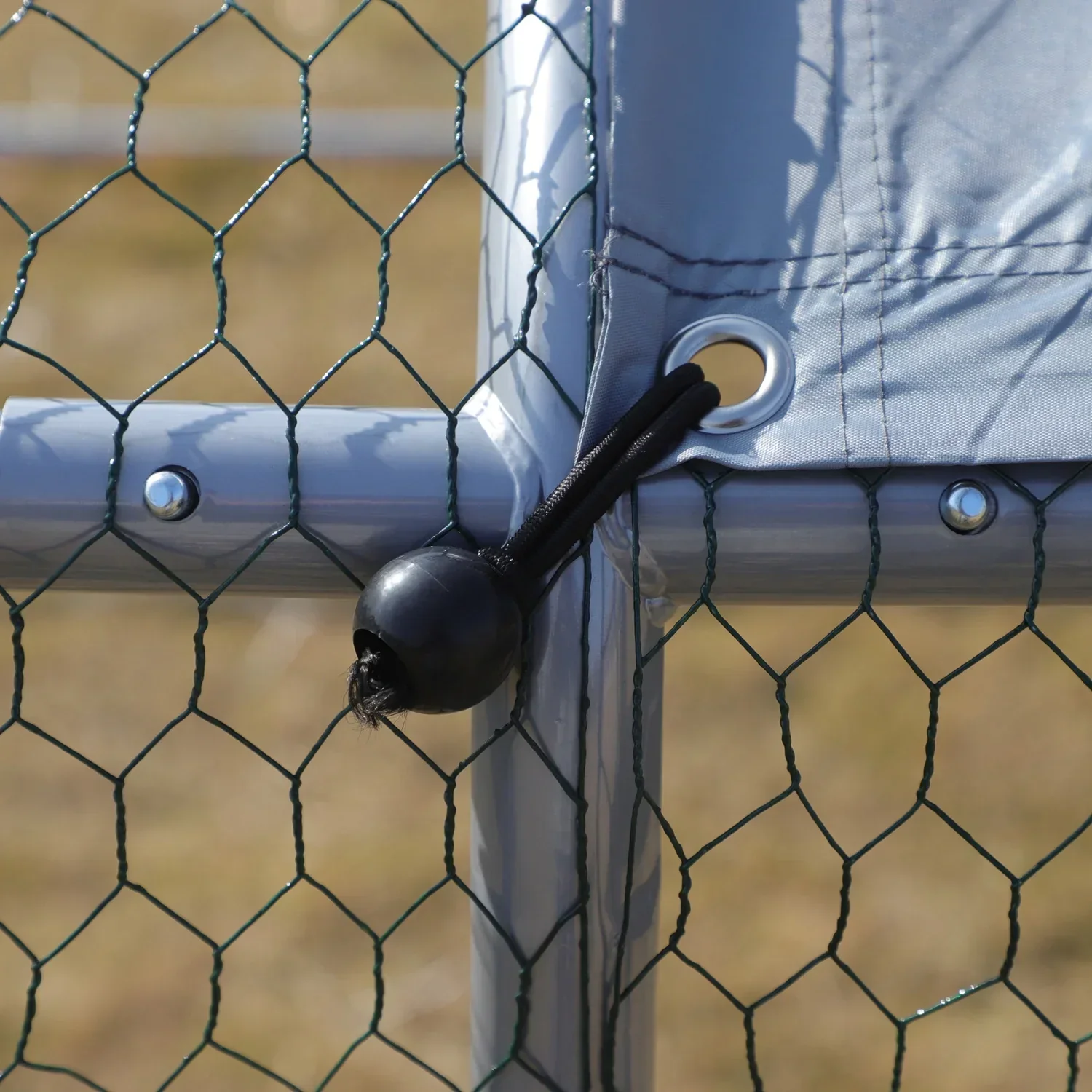 PawHut Walk-In Chicken Coop Run With Waterproof Anti-UV Cover - 9.8' x 6.6' x 6.4', 1.26 in Tube Diameter - Image 7