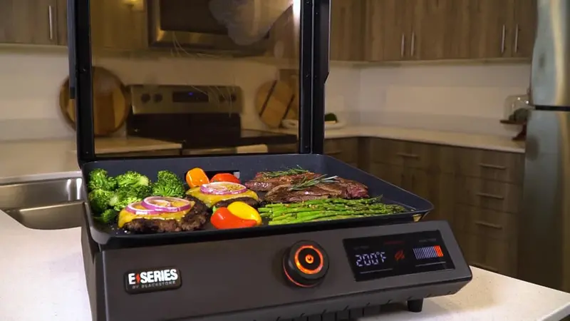Blackstone E-Series 17-Inch Electric Tabletop Griddle With Hood - 238 Sq In - Image 2