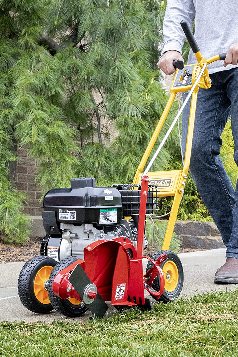 2025 101-5.5GT-7Gas Powered Lawn Edger, 5.50 Gross Torque/3.5 HP B&S Engine 7′′ Wheels - Image 4
