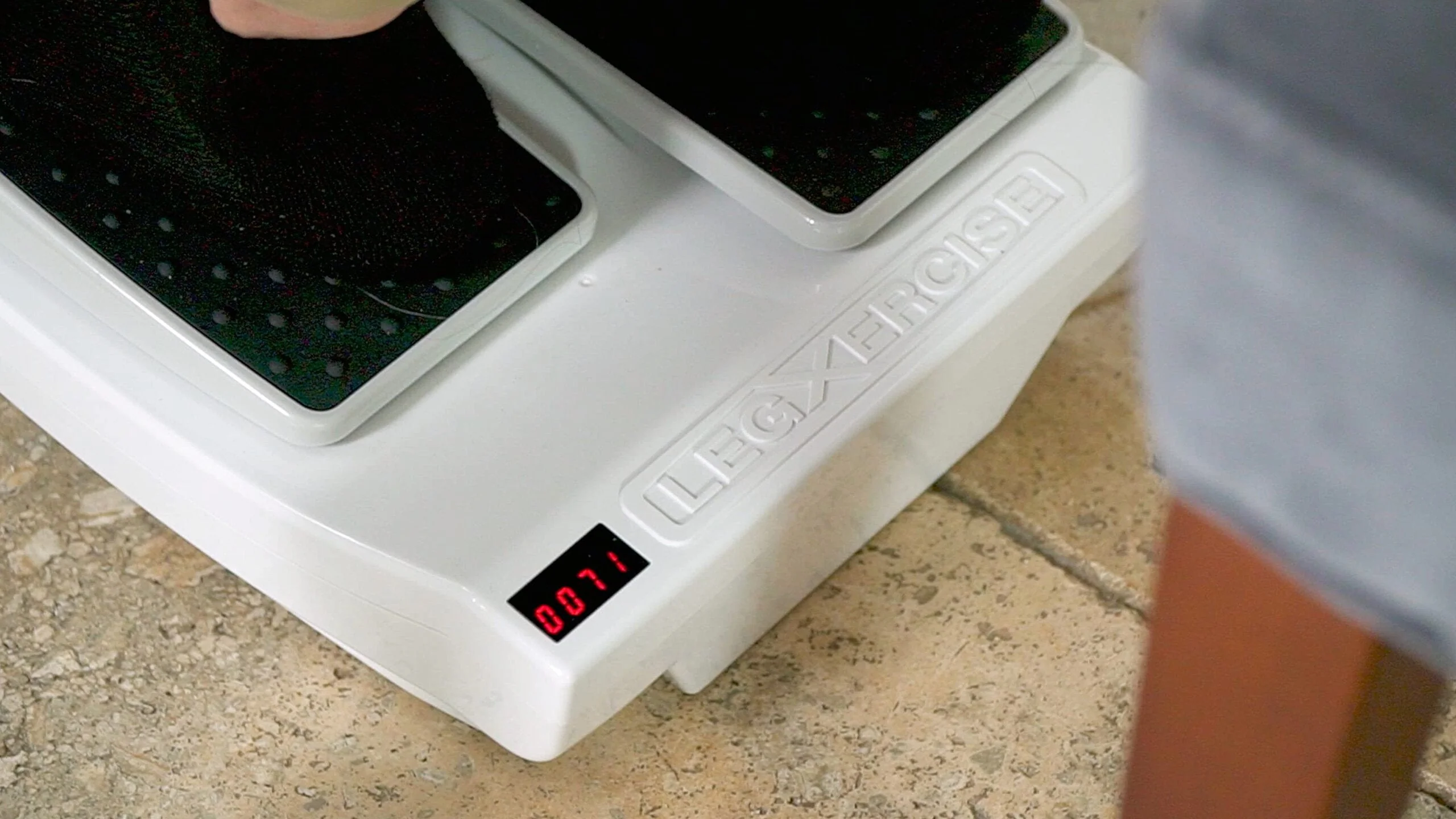 Legxercise Pro Automatic Leg Exerciser - LEGX-012 - Image 8