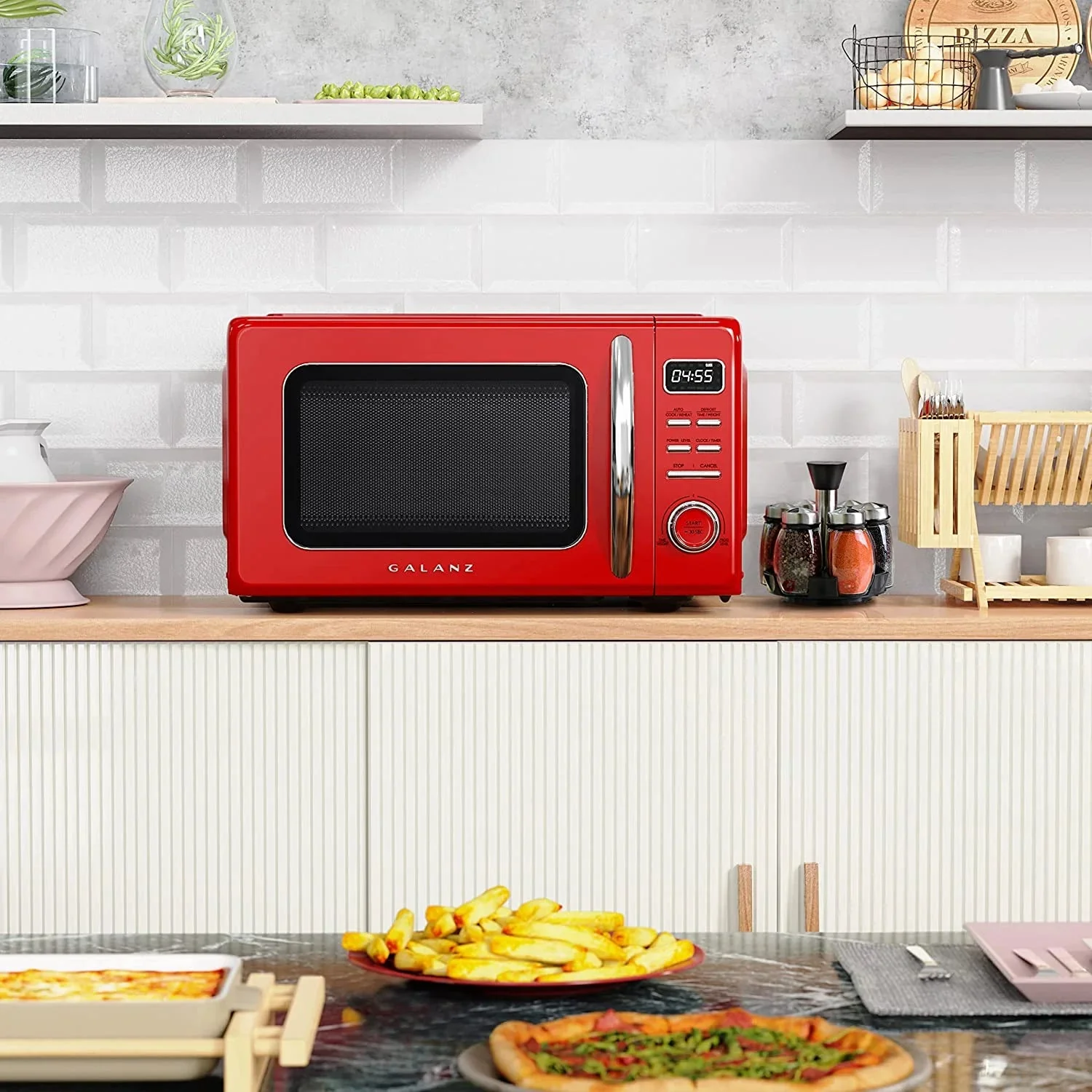 Galanz Retro Countertop Microwave Oven, 0.9 cu ft, Red - GLCMKZ09RDR09 - Image 6