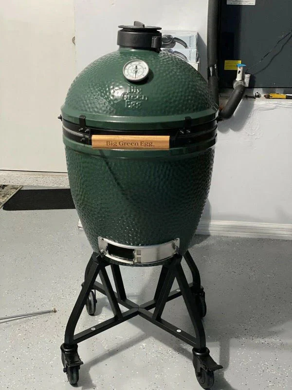 Brand new big green egg grill smoker with new accessories - Image 3